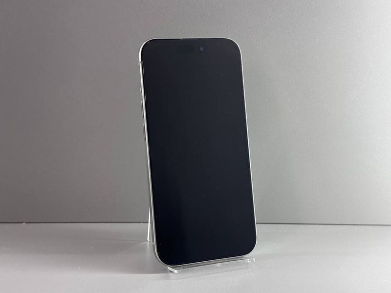 IPhone 15 Pro 128GB (Natural Titanium) (Xороший стан, Батарея - 84%) Б/У Natural Titanium 8124 фото