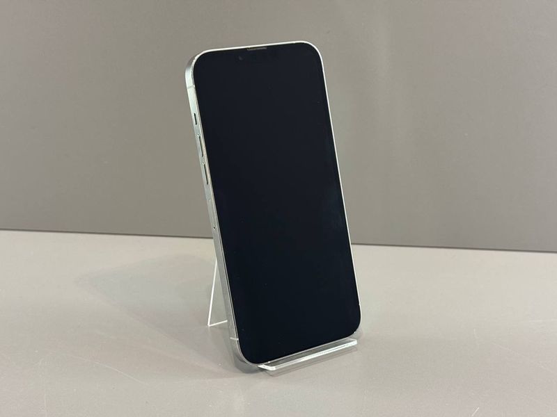 IPhone 13 Pro Max 256GB (Хороший стан, Батарея - 81%) Б/У Silver 8514 фото