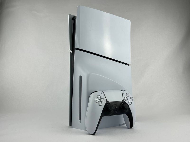 Консоль Sony PlayStation 5 Slim Blu-ray 1TB White Б/У + Геймпад Бездротовий DualSense 411 фото
