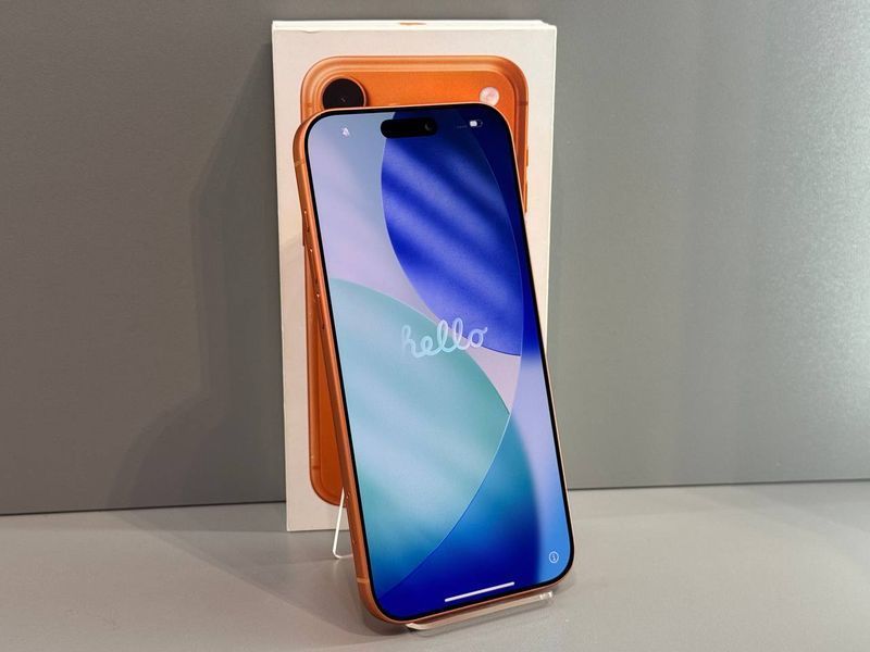 IPhone 17 Pro Max 256GB (Cosmic Orange) (Хороший стан, Батарея - 99%) Б/У Cosmic Orange Gold 90614 фото