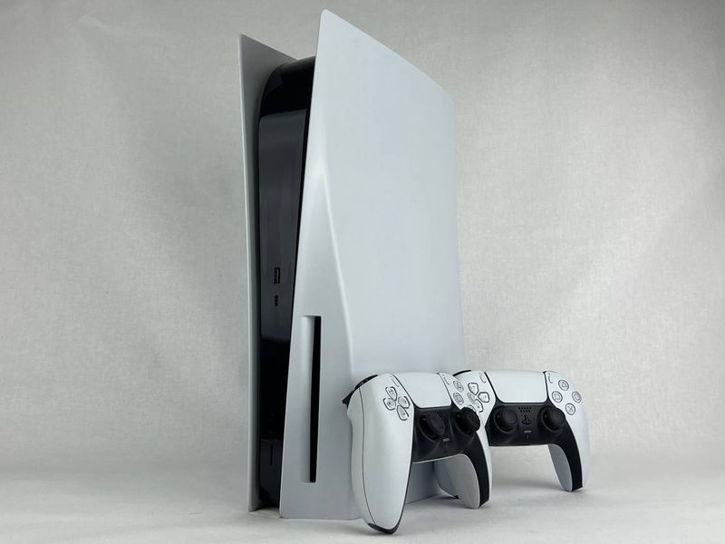 Консоль Sony PlayStation 5 Blu-ray 825GB White Б/У + 2 Геймпади Бездротовий DualSense 971 фото