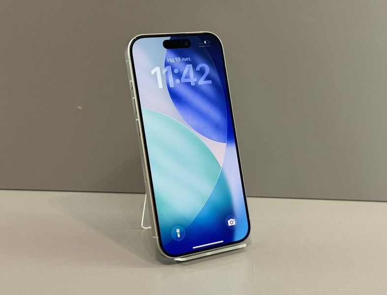IPhone 15 Prо 256GВ (Хoроший стан, Батаpея - 100%) White Titanium 8631 фото