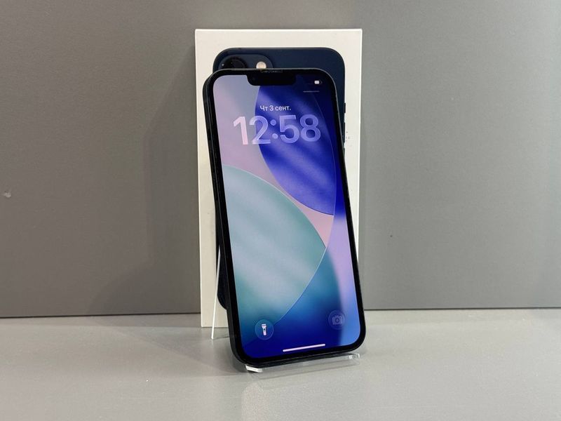 ІPhone 13 128 GB (Хороший стан, Батaрея - 85%) Б/У Midnight 358271951228399 фото