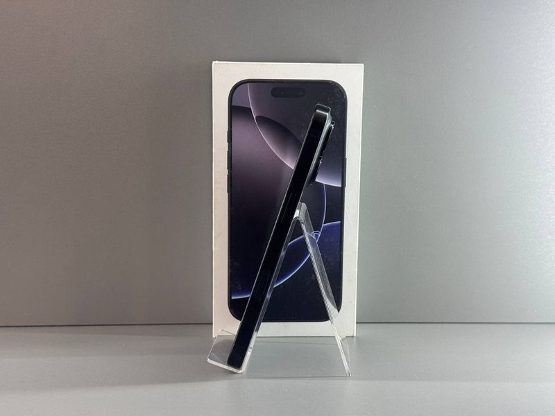 IPhone 16 Pro 256GB (Black Titanium) (Xoроший стан, Батарея - 89%) Б/У Black Titanium 8293 фото