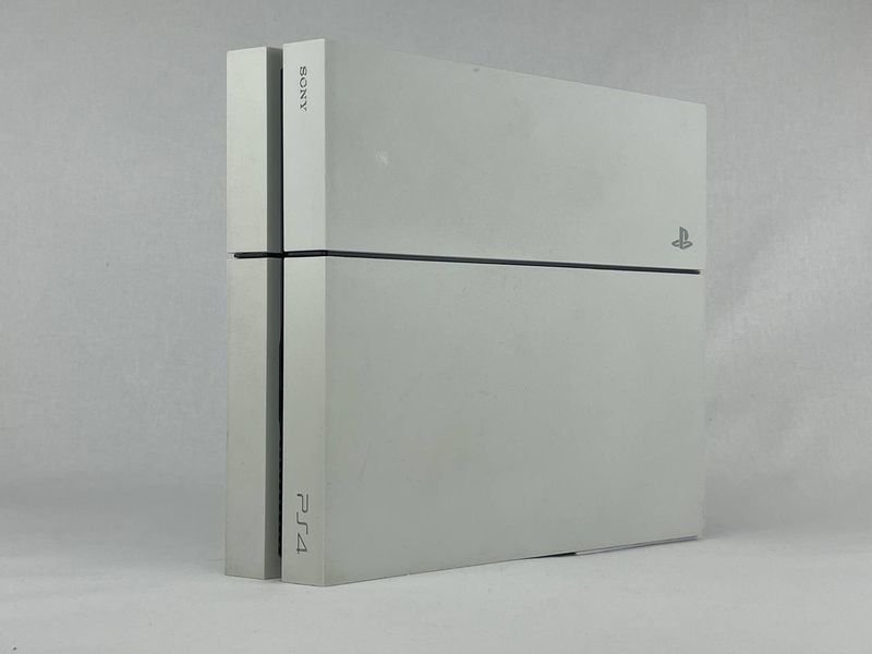 Консоль Sony PlayStation 4 500GB White Б/У + Геймпад Бездротовий DualShock 4 Version 1 865 фото
