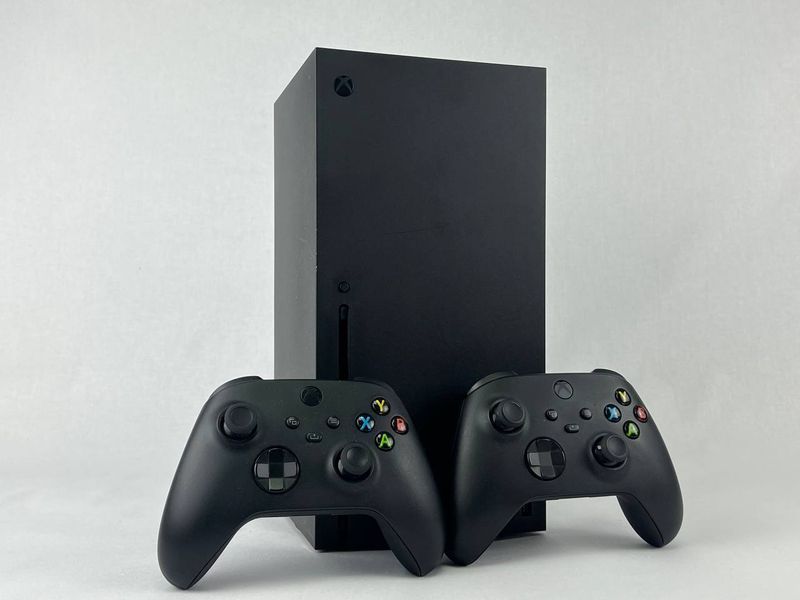 Консоль Microsoft Xbox Series X 1TB Black Б/У + Геймпад Бездротовий 2шт 903 фото