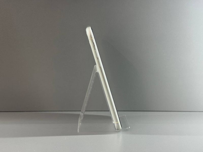 IPhone 11 64GB (White) (Xoроший стан, Батарея - 100%) Б/У Purple 8255 фото