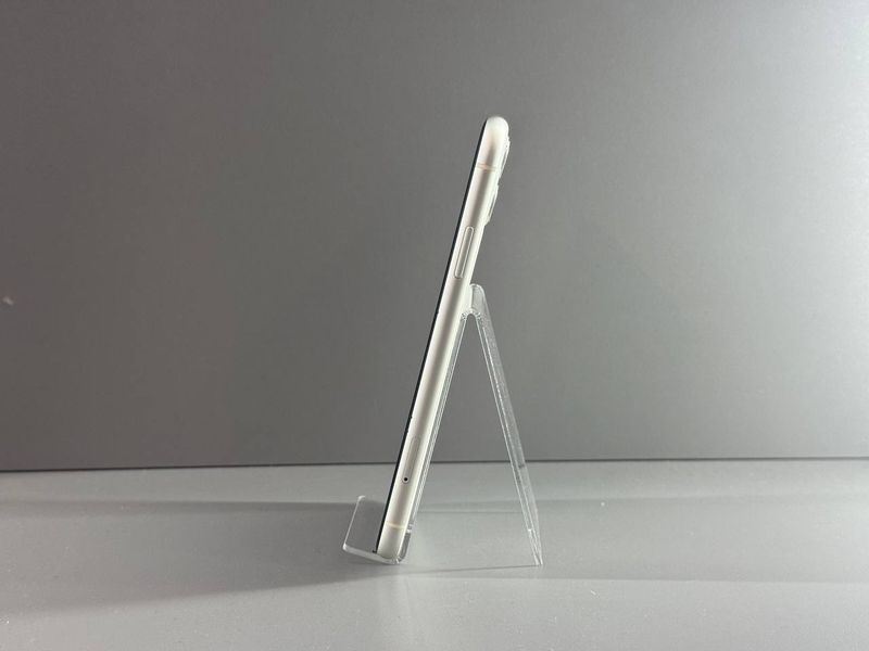 IPhone 11 64GB (White) (Хoроший стан, Батаpея - 100%) Б/У White 8195 фото