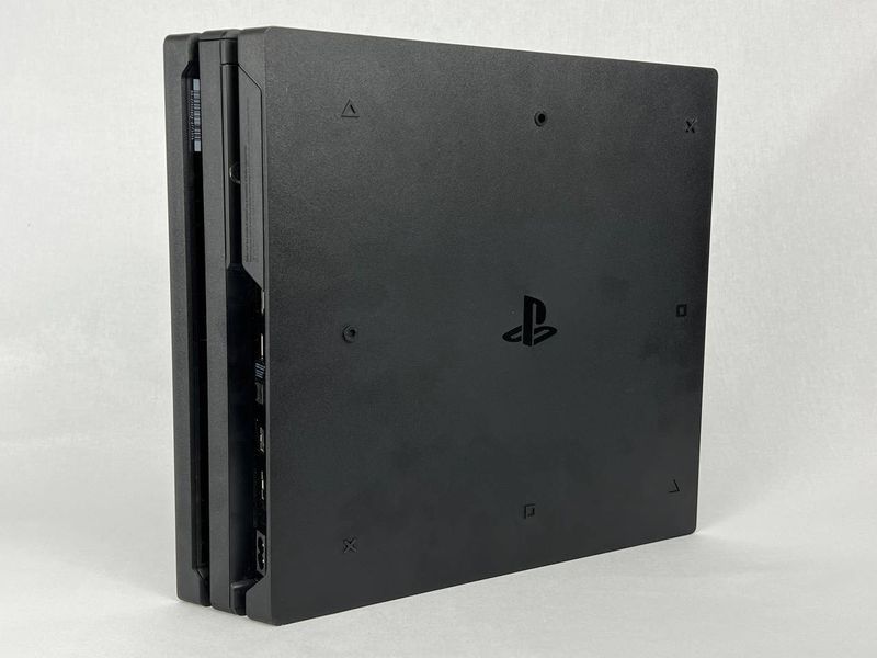 Консоль Sony PlayStation 4 Pro CUH-72xx 1TB Black Без Геймпада Б/У 897 фото