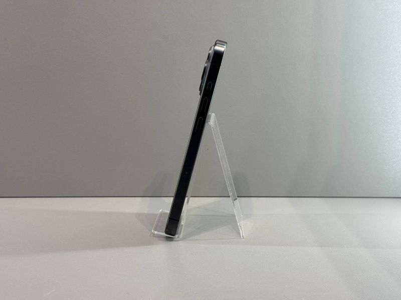 IPhone 15 Pro 256GВ (Хoроший стан, Батаpея - 86%) Б/У Black Titanium 357627945271905 фото