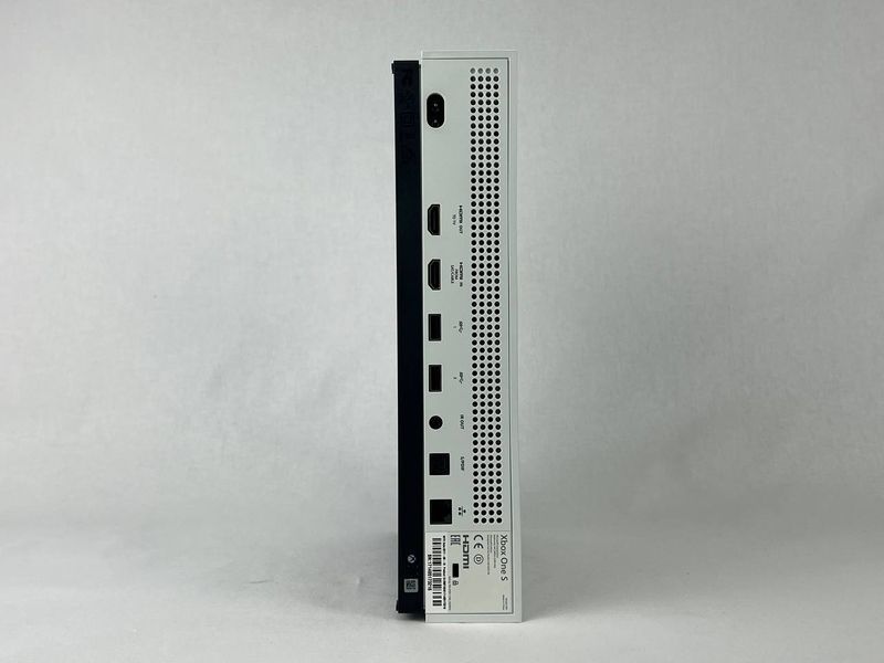 Консоль Microsoft Xbox One S 1TB White Б/У + Геймпад Бездротовий Version 2 2шт 905 фото